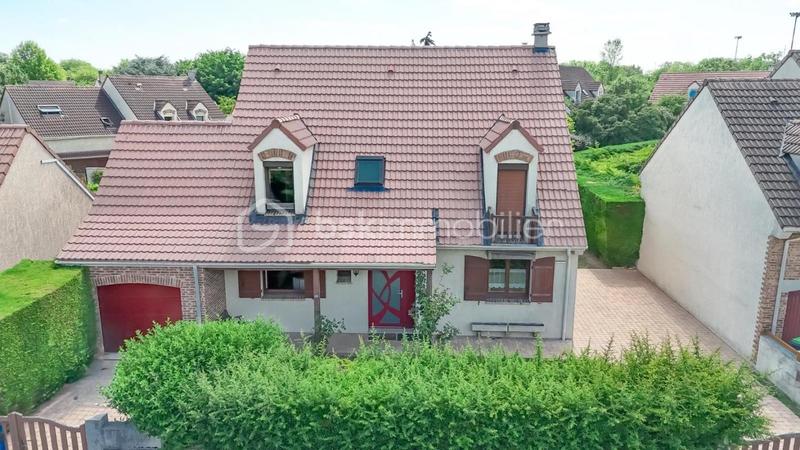 Maison - 135 m² - 7 pièces