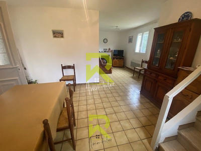 Maison - 75 m² - 4 pièces