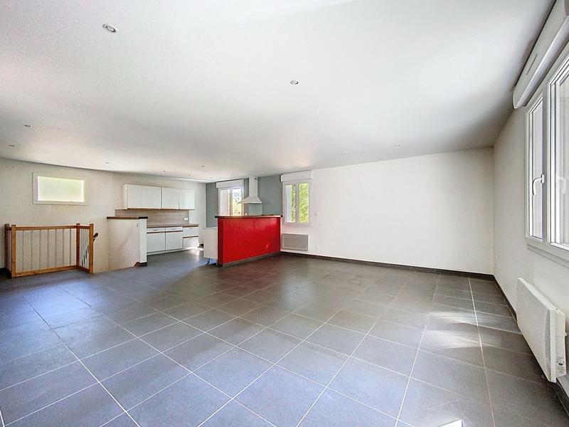 Maison - 110 m² - 3 pièces