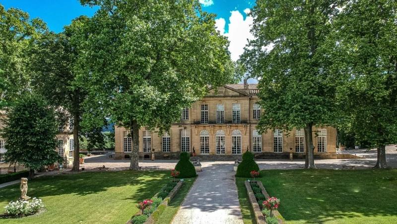 Manoir - 2 500 m² - 38 pièces