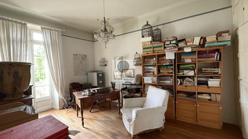 Appartement - 181 m² - 7 pièces