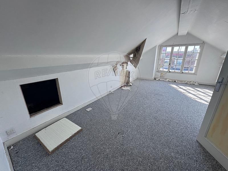 Maison - 187 m² - 6 pièces