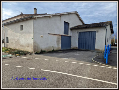 Local commercial - 228 m²