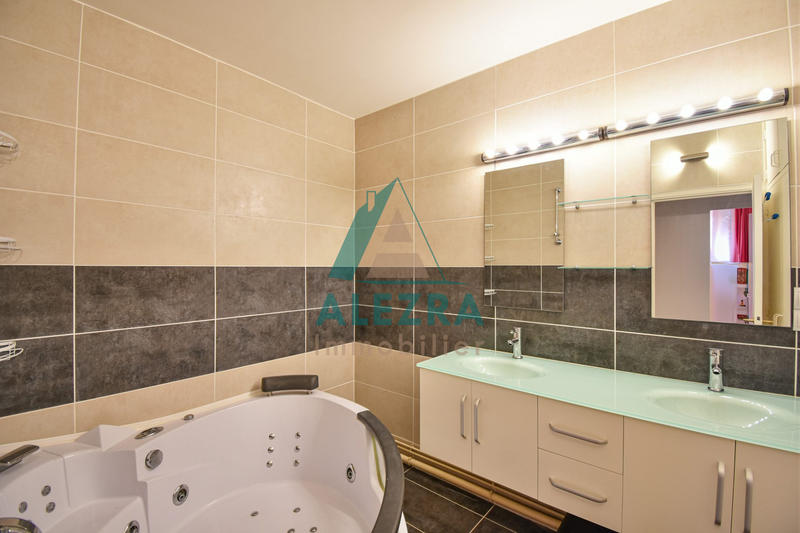 Appartement - 88 m² - 4 pièces