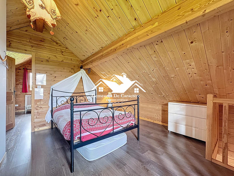 Maison - 174 m² - 7 pièces