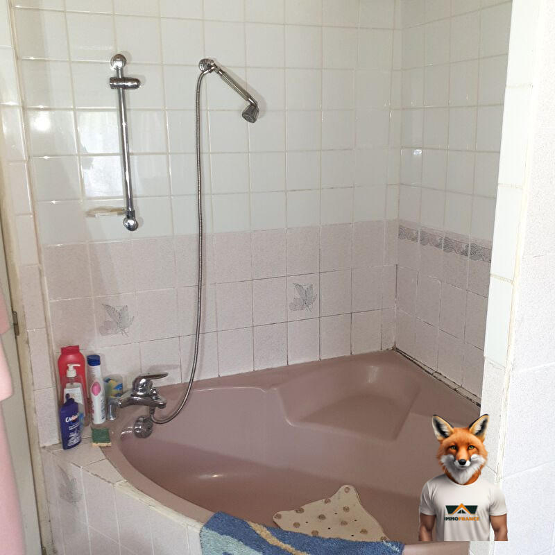 Maison - 95 m² - 6 pièces