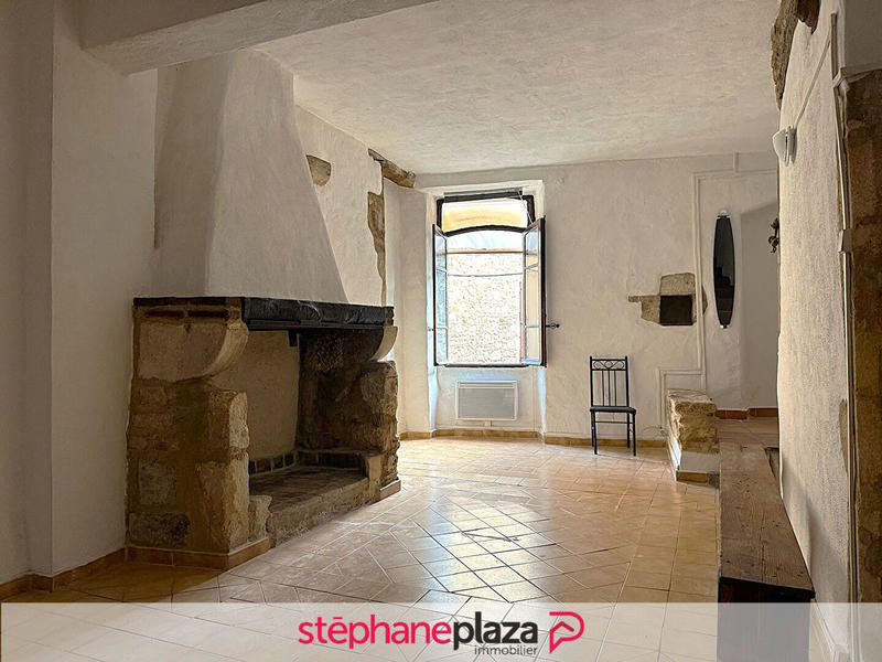 Maison - 80 m² - 5 pièces