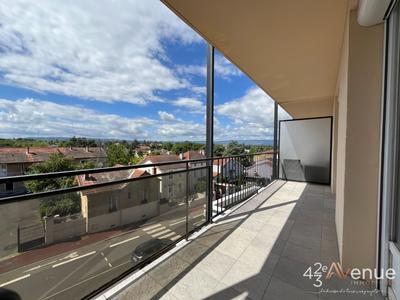 Appartement - 65 m² - 3 pièces