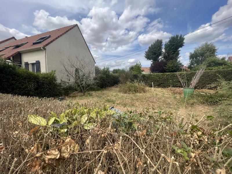 Terrain constructible - 235 m²