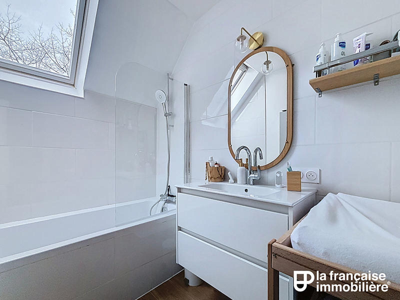 Maison - 123 m² - 6 pièces