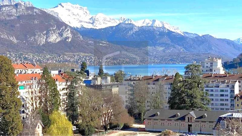 Appartement ancien - 130 m² - 4 pièces