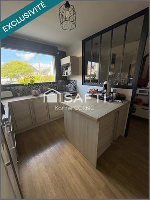 Maison - 90 m² - 5 pièces