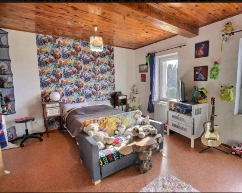 Corps de ferme - 246 m² - 10 pièces