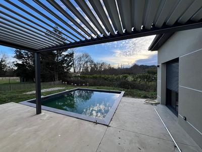 Maison - 150 m² - 5 pièces