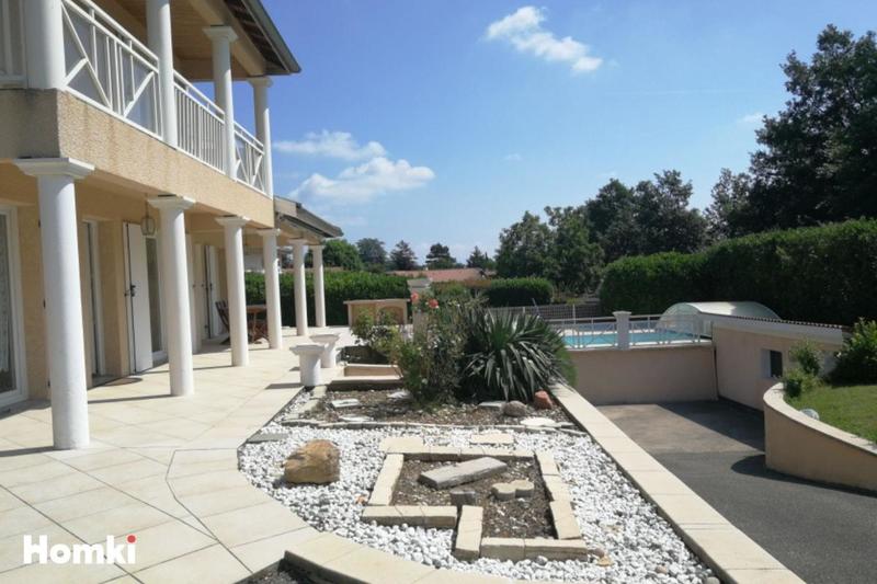 Maison - 140 m² - 6 pièces