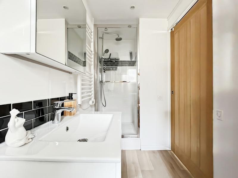 Appartement ancien - 62 m² - 3 pièces