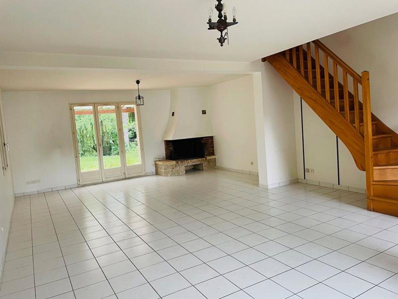 Maison - 140 m² - 4 pièces