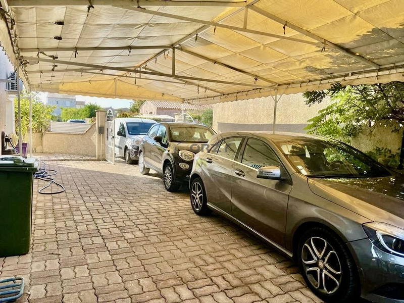 Villa - 270 m² - 7 pièces