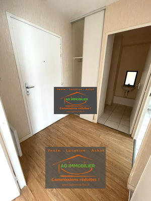 Appartement - 90 m² - 3 pièces