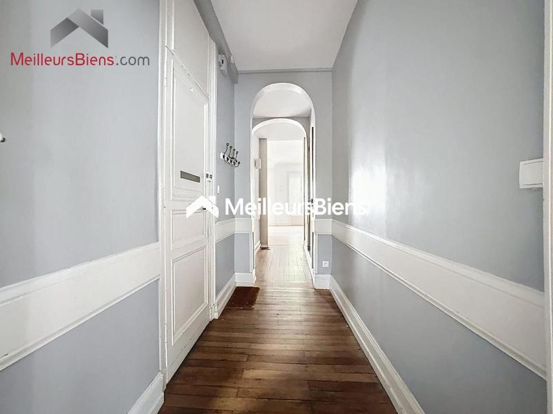 Appartement - 94 m² - 4 pièces