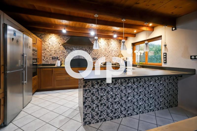 Maison - 154 m² - 1 pièce