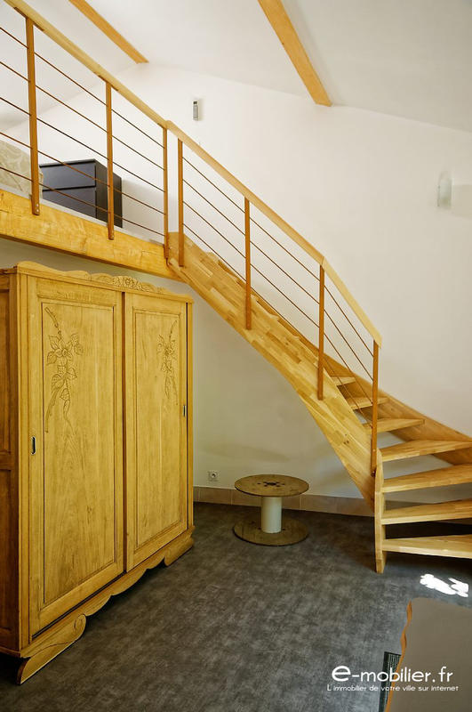 Maison contemporaine - 303 m² - 9 pièces