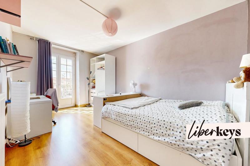 Maison - 177 m² - 6 pièces