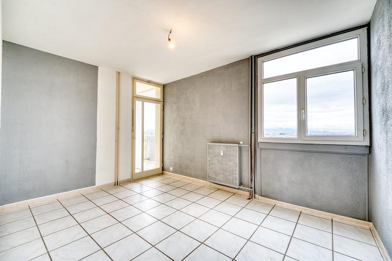 Appartement - 81 m² - 4 pièces