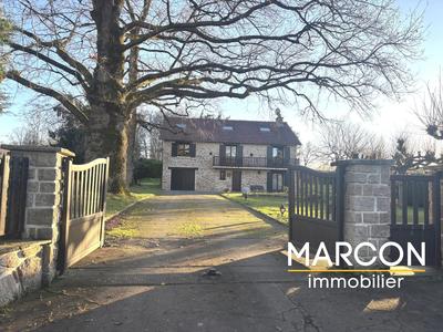 Maison - 196 m² - 7 pièces