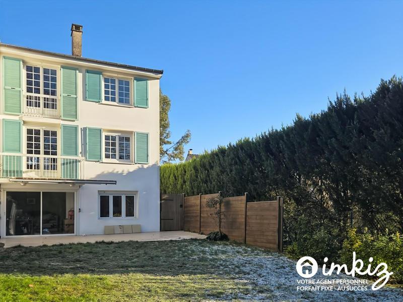 Maison - 121 m² - 6 pièces