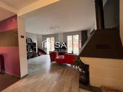 Maison - 143 m² - 8 pièces