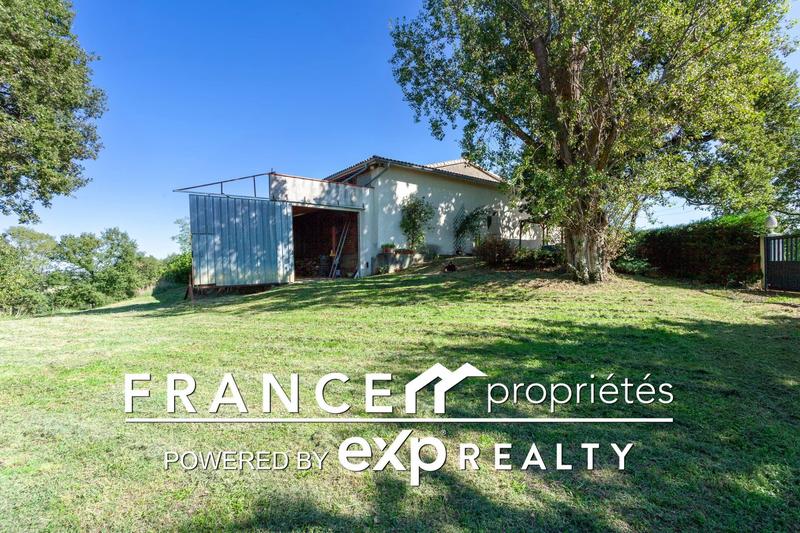 Maison - 192 m² - 4 pièces