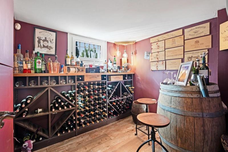 Villa - 217 m² - 8 pièces