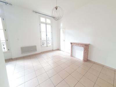 Appartement - 93 m² - 4 pièces