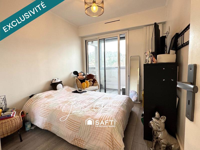 Appartement - 64 m² - 4 pièces