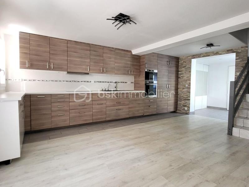 Maison de ville - 80 m² - 4 pièces