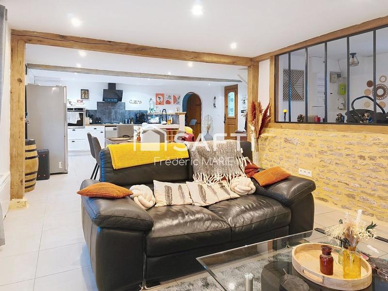 Maison - 121 m² - 6 pièces