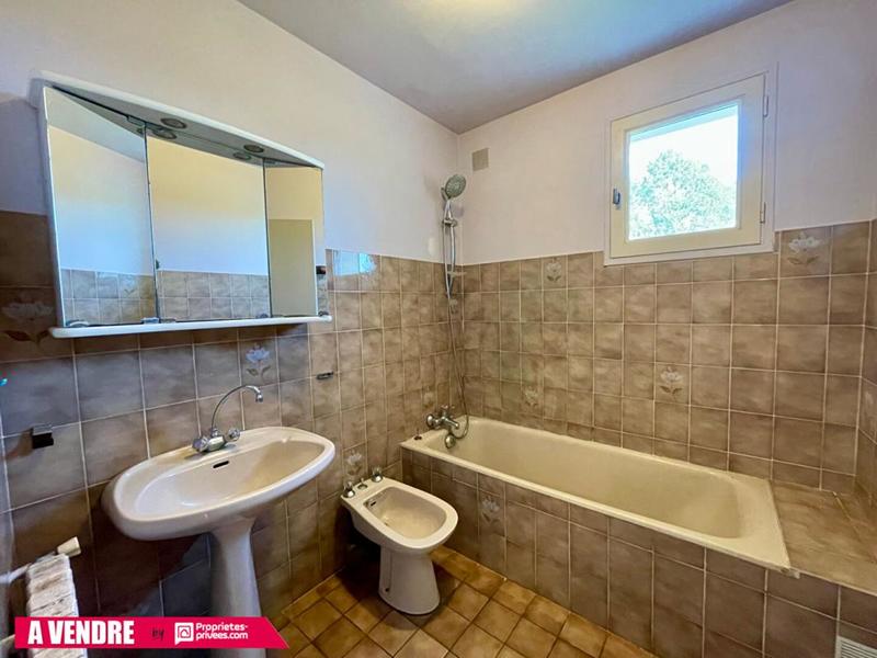 Maison - 80 m² - 5 pièces