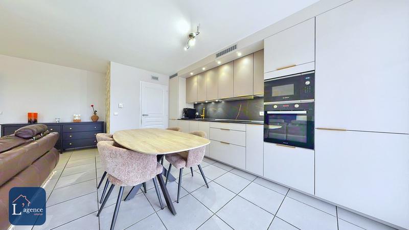 Appartement - 76 m² - 3 pièces