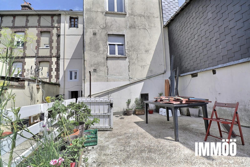 Maison - 97 m² - 6 pièces