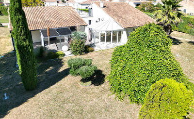 Maison - 208 m² - 8 pièces