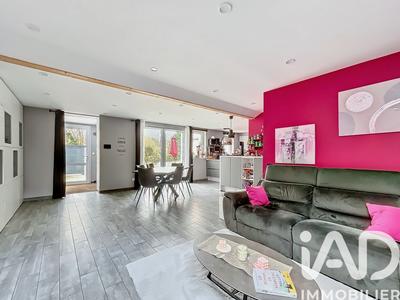 Maison - 140 m² - 6 pièces