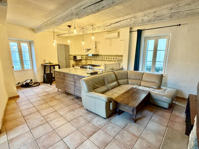 Maison de village - 90 m² - 3 pièces