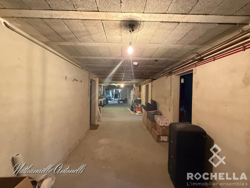 Maison ancienne - 204 m² - 10 pièces