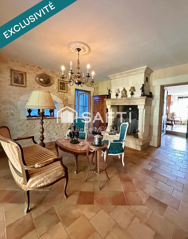 Maison - 385 m² - 10 pièces