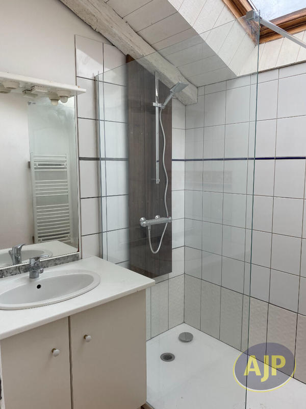 Maison - 65 m² - 3 pièces