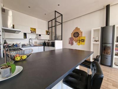 Appartement - 91 m² - 3 pièces