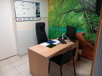 Parking / Garage - 200 m²