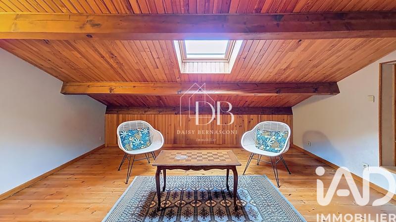 Maison - 176 m² - 7 pièces