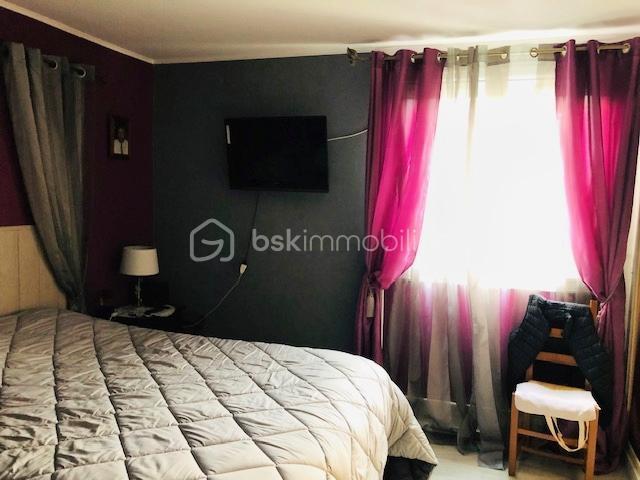 Appartement - 94 m² - 5 pièces